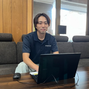 株式会社やなざき 店長 柳崎 雄也